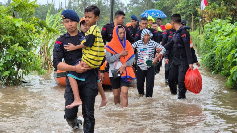 Banjir & Longsor Hebat Terjang Bali